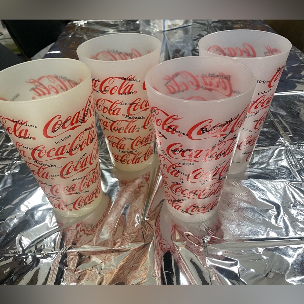 Coke    VINTAGE 1998 Coke Cola Tumbler Glasses